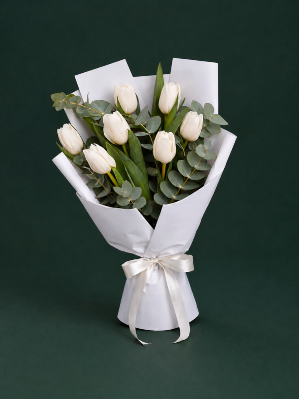 Tulpen mit Evkalipt – Weiß